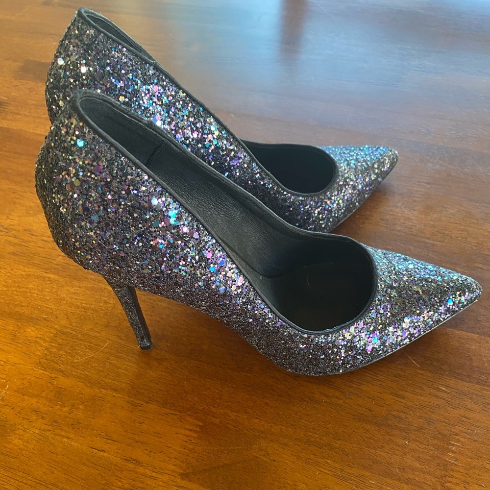 Steve Madden Sparkly Pumps